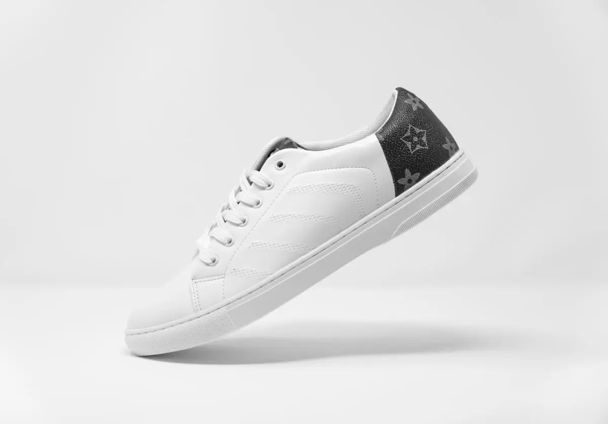 Fehér alacsony szárú sneaker